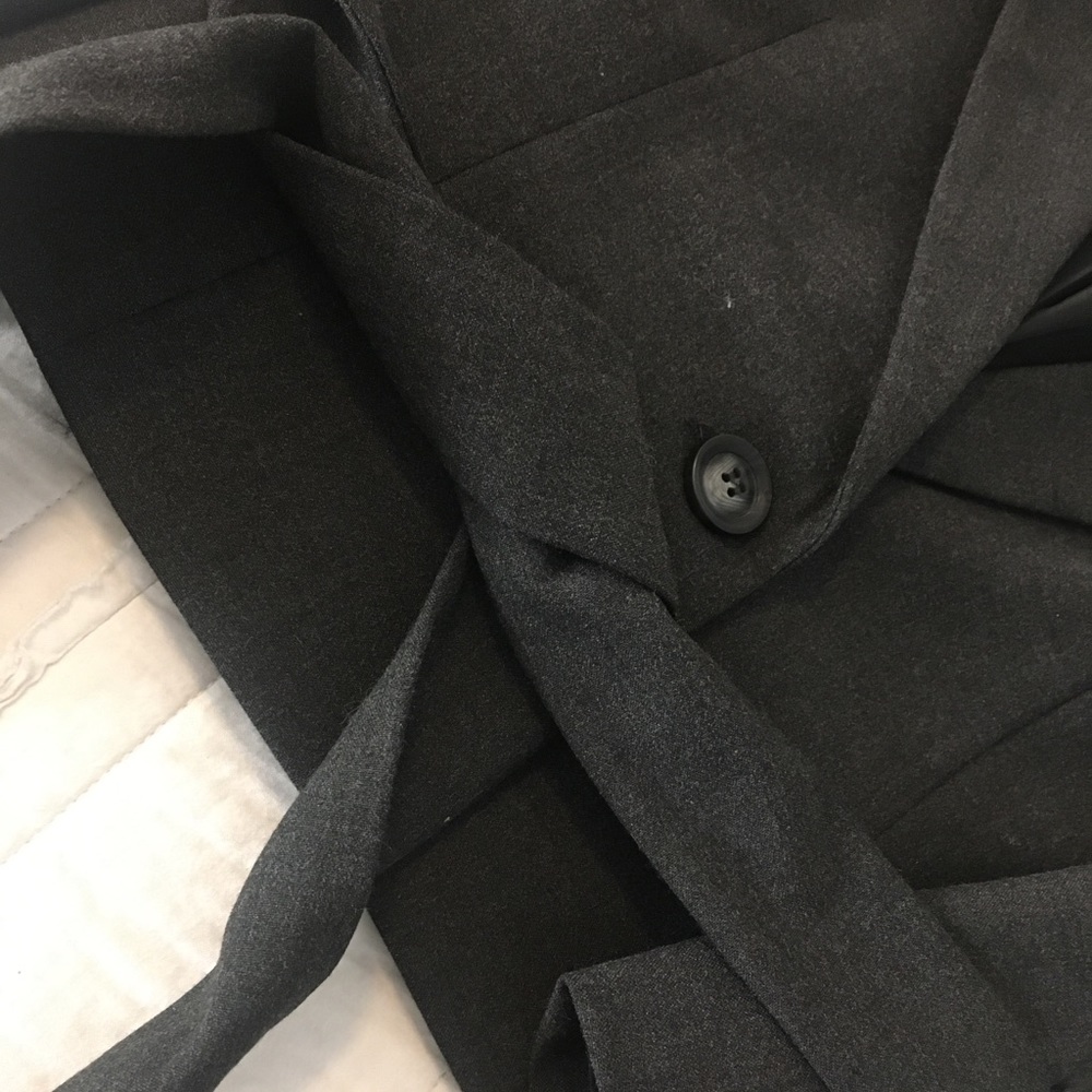 Blazer - Picture 3 of 6